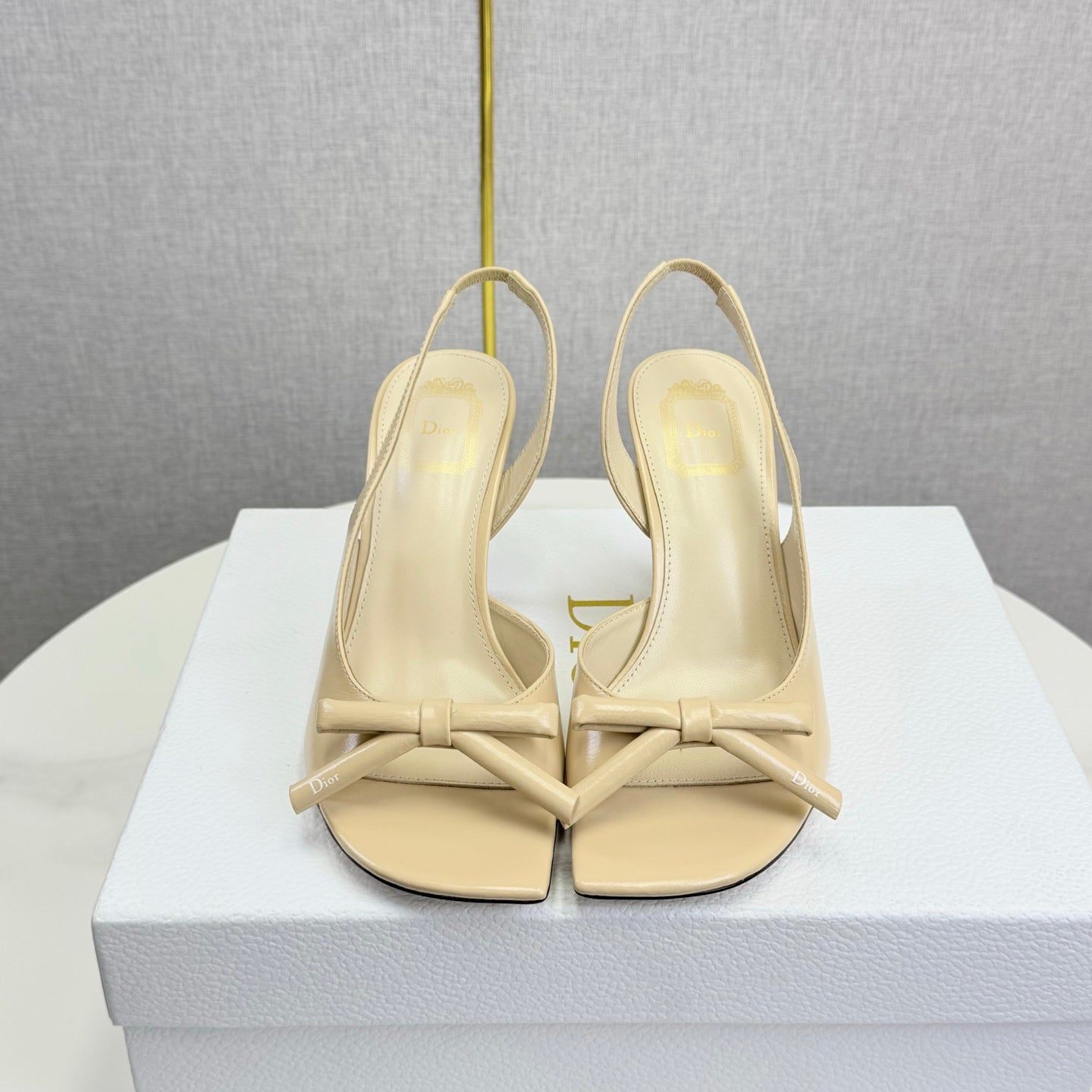 DIOR 26S HIGH-HEEL BACK-STRAP SHOES IN BEIGE CALFSKIN