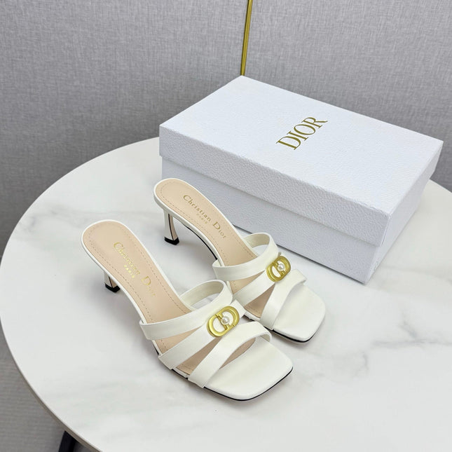 DIOR 26S 30 MONTAIGNE HIGH-HEELED IN WHITE CALFSKIN GOLD HARDWARE