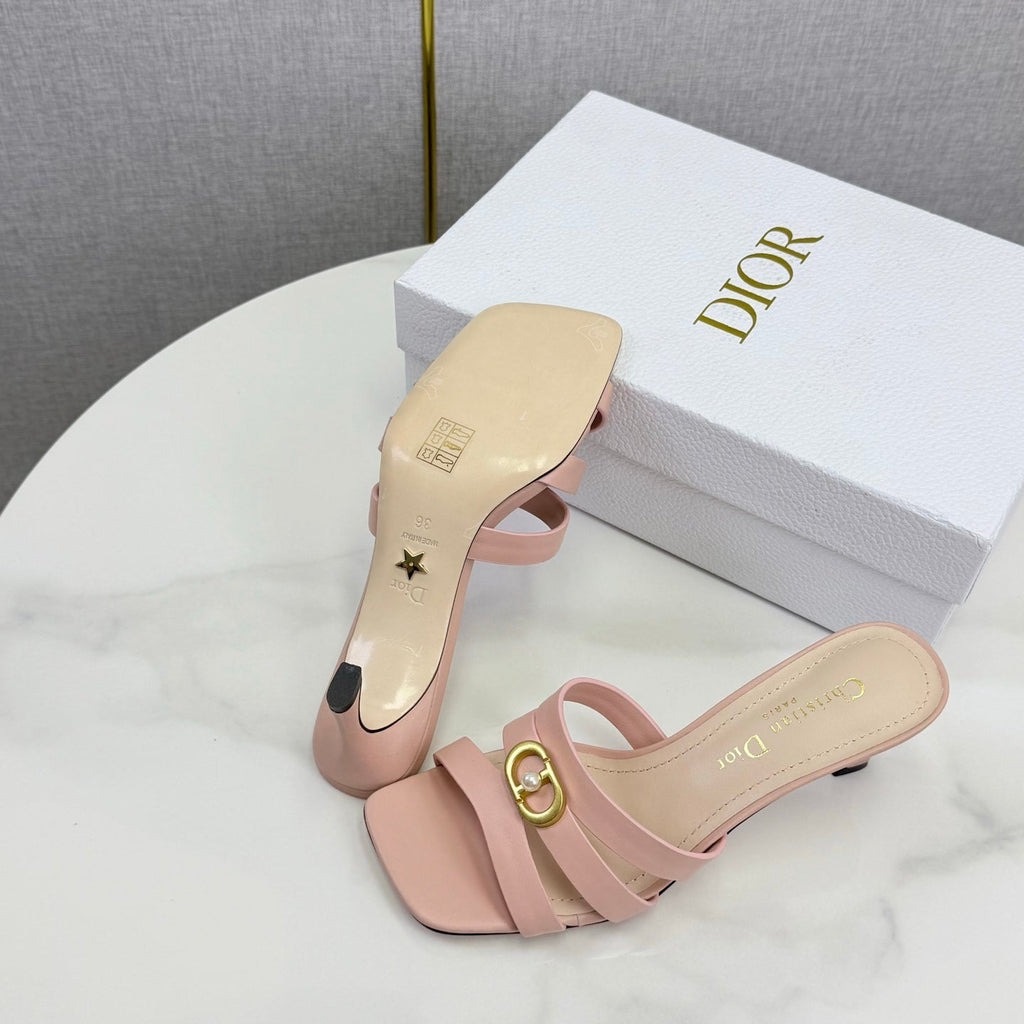 DIOR 26S 30 MONTAIGNE HIGH-HEELED IN LIGHT PINK CALFSKIN GOLD HARDWARE