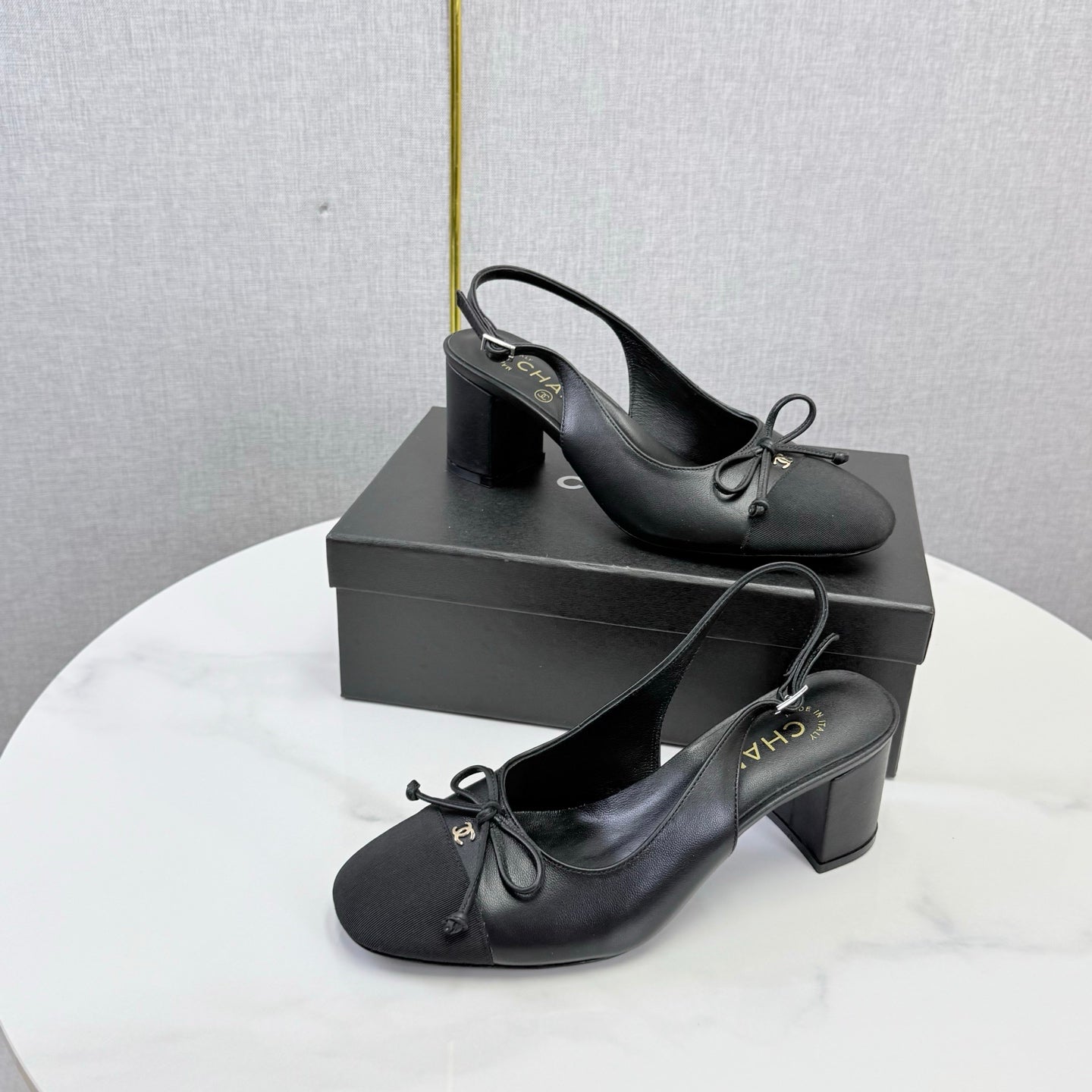 CHANEL 26S SLINGBACK HEELS 45 MM IN BLACK LAMBSKIN AND FABRIC