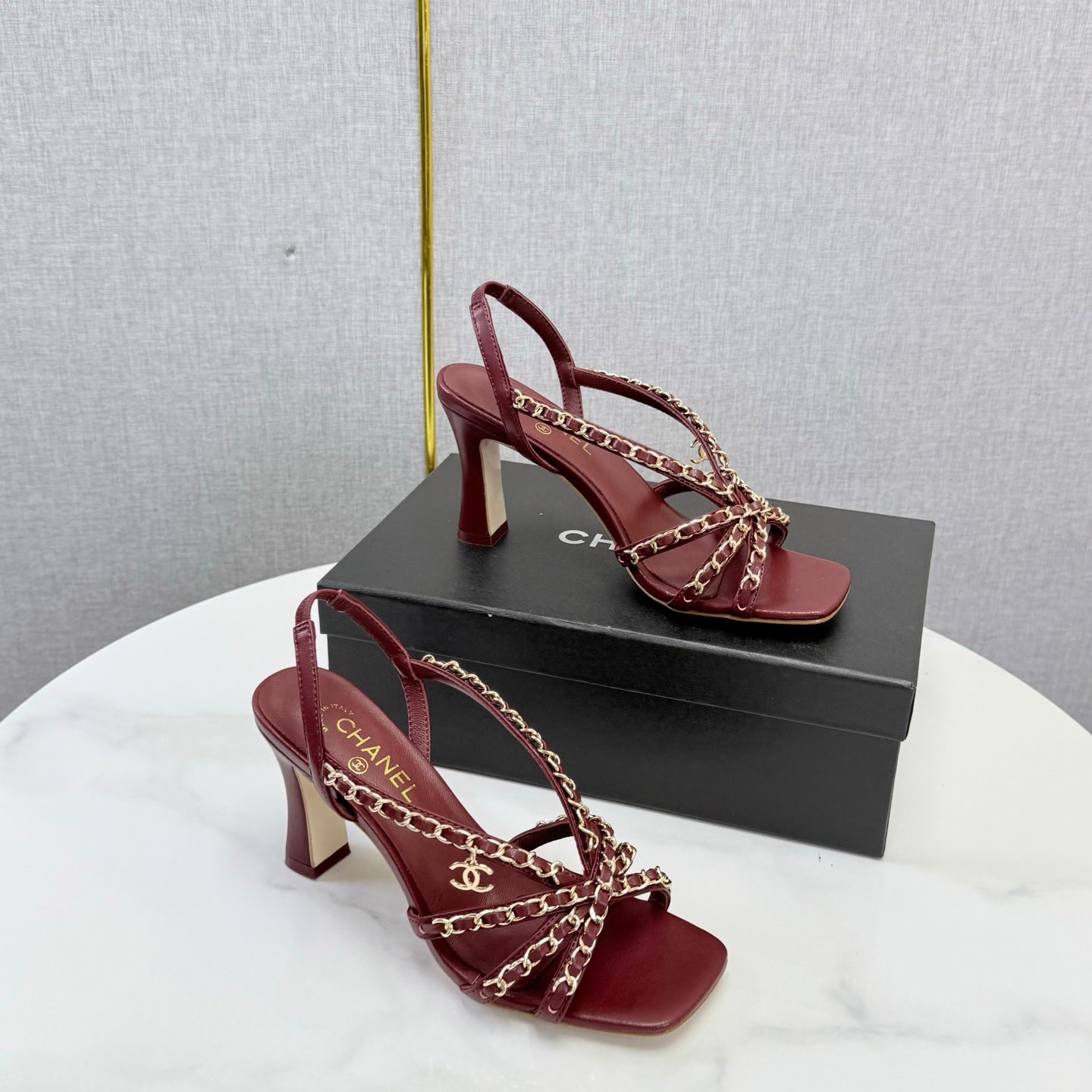 CHANEL 26S CHAIN STRAP HIGH HEELS 80 MM IN DARK RED LAMBSKIN