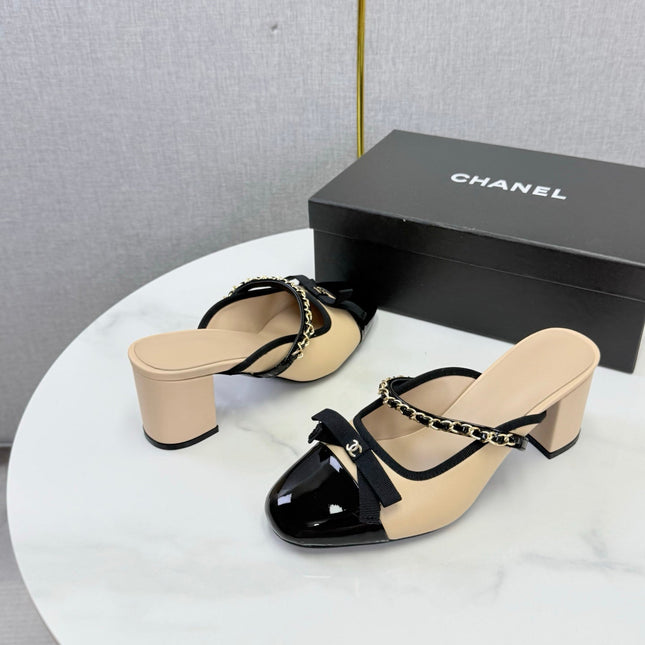 CHANEL 26S HIGH HEEL MULES 45 MM IN BEIGE AND BLACK LAMBSKIN