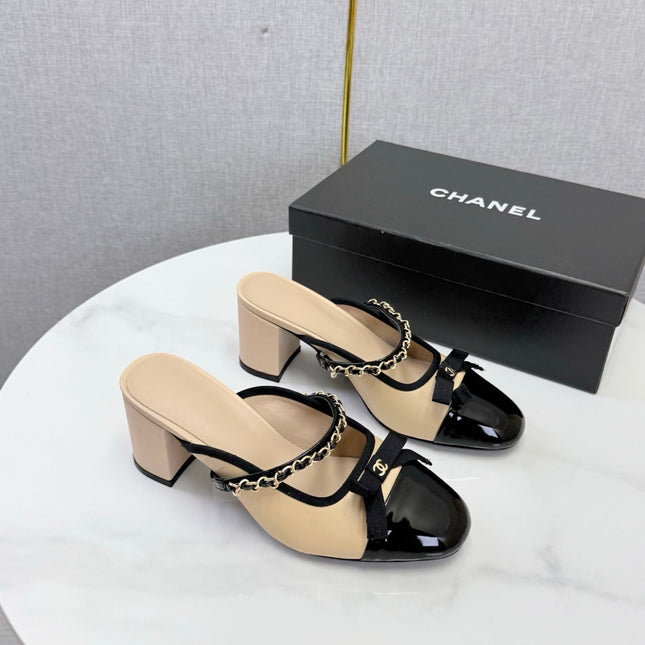 CHANEL 26S HIGH HEEL MULES 45 MM IN BEIGE AND BLACK LAMBSKIN