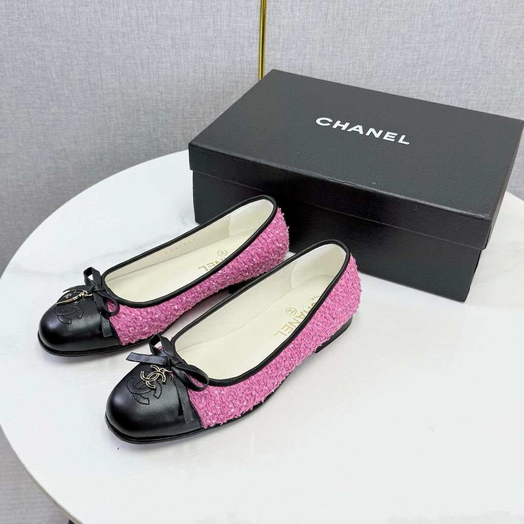 CHANEL 26S BALLET FLATS IN DARK PINK TWEED AND LAMBSKIN