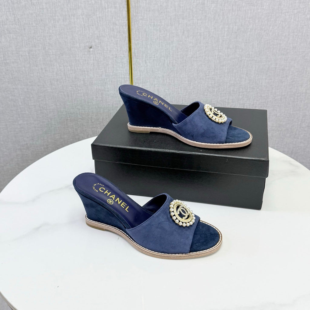 CHANEL 26S WEDGE HEELS IN DARK BLUE SUEDE WITH CC PEARL EMBELLISHED