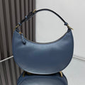 FENDIGRAPHY MEDIUM 29 IN QUEEN SMOOTH LAMBSKIN GOLD HARDWARE