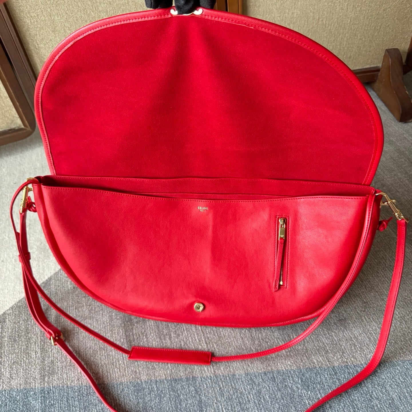 CELINE 26S LITTLE HALFMOON SOFT 46 IN RED LAMBSKIN