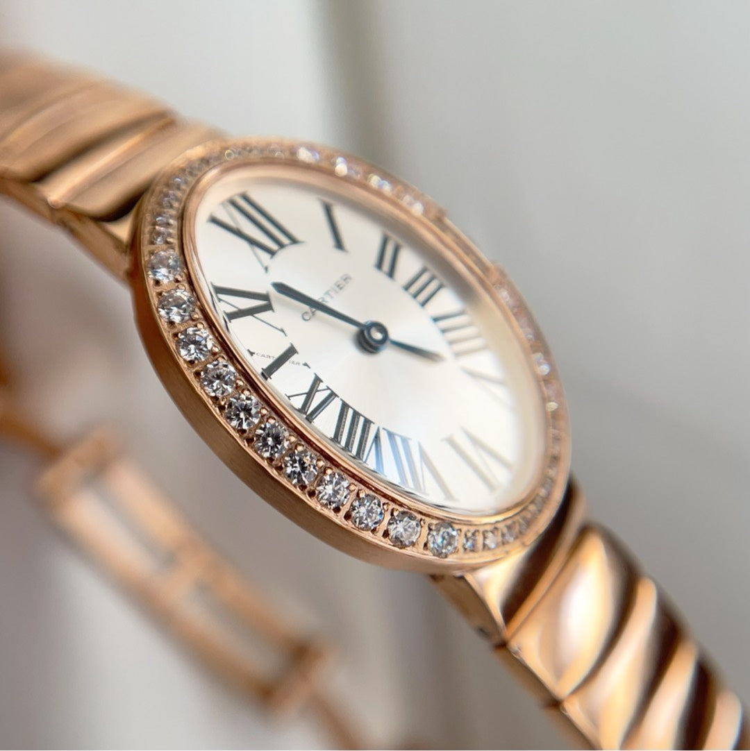 BAIGNOIRE DE CARTIER – OVAL SHAPE ROSE GOLD WITH SINGLE LINE DIAMONDS
