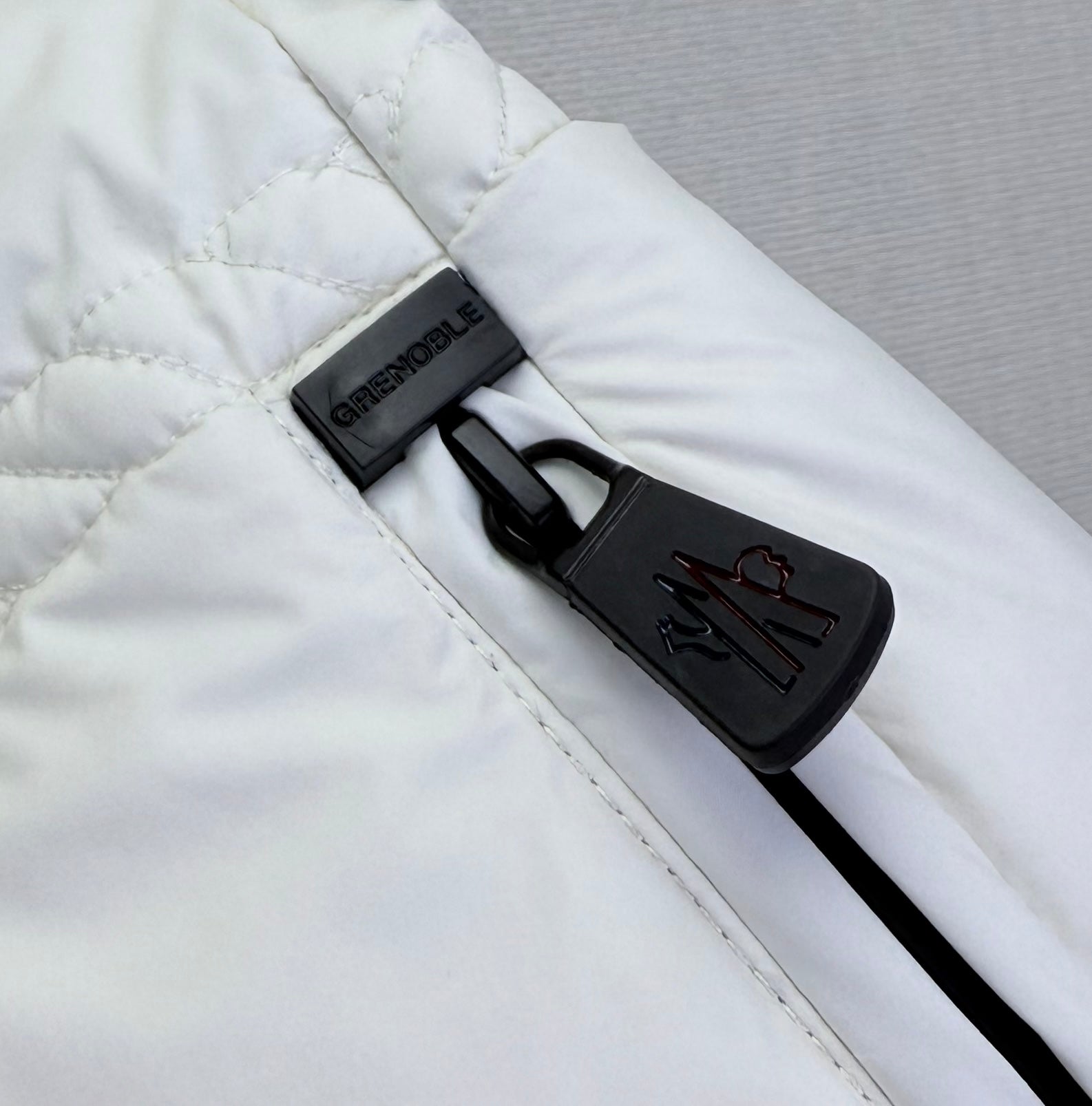 MONCLER JACKET STYLE 313