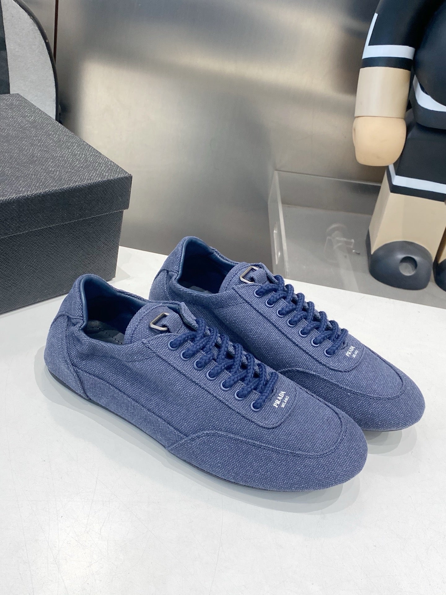 PRADA 26S SNEAKERS IN DARK BLUE FABRIC