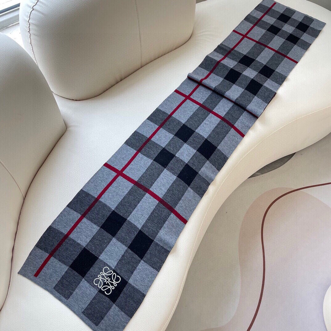 LOEWE 26S SCARF 180 IN CASHMERE 524366
