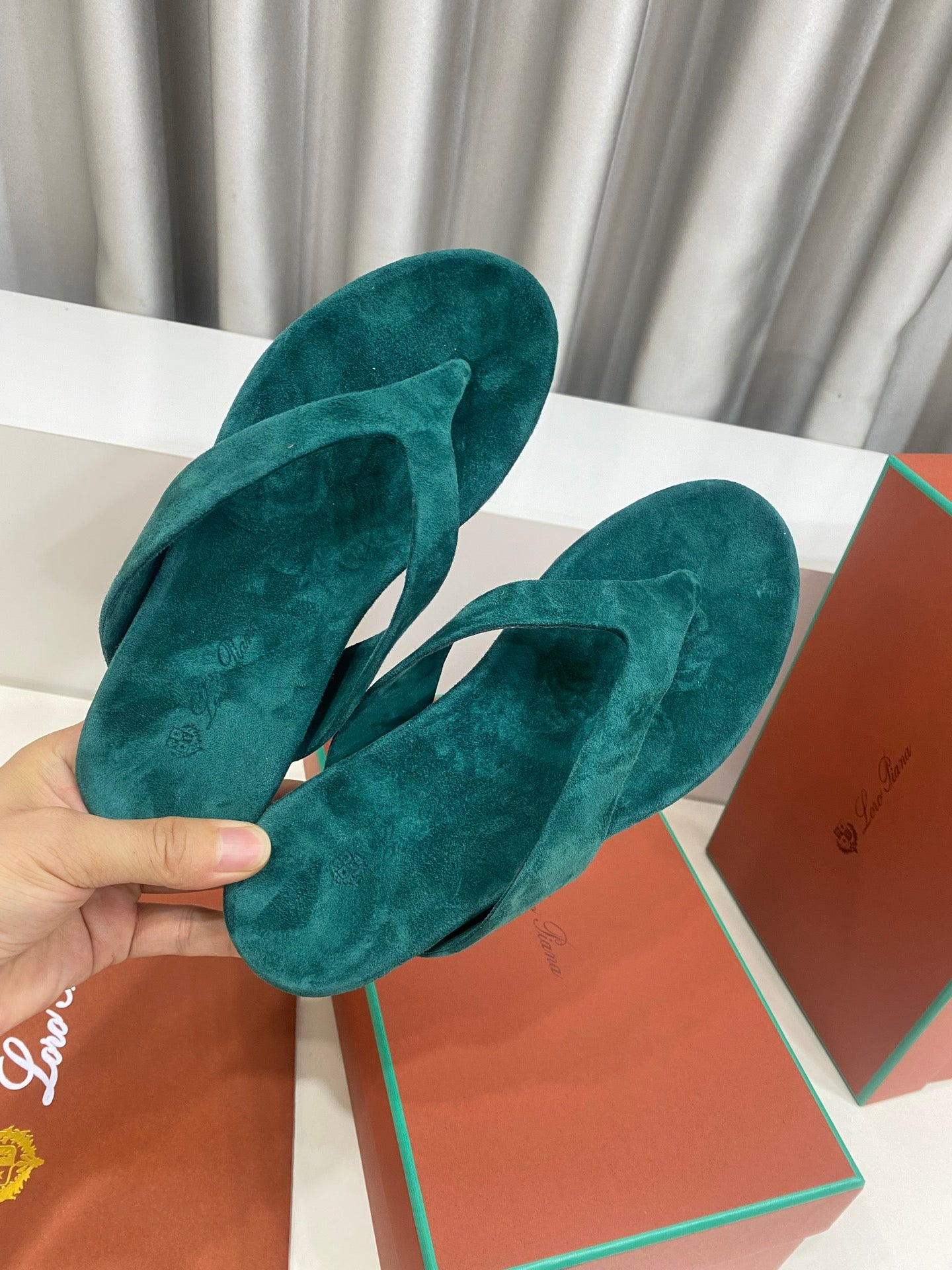 LP 26S THONG SANDALS IN DEEP TEAL GREEN SUEDE