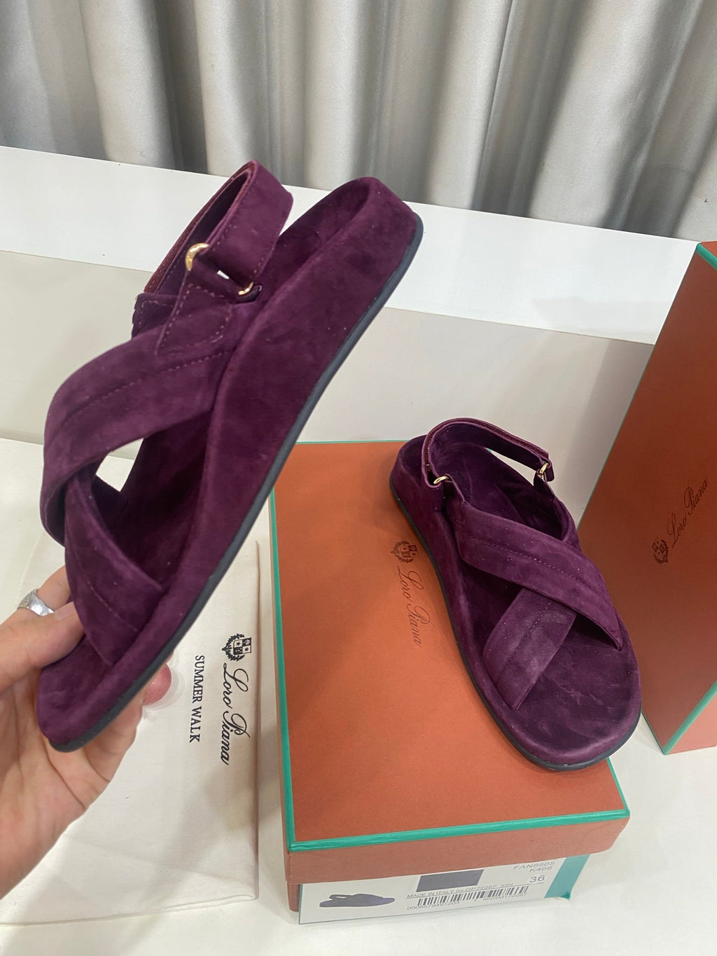 LP 26S CROSS-STRAP SANDALS IN DARK PURPLE SUEDE