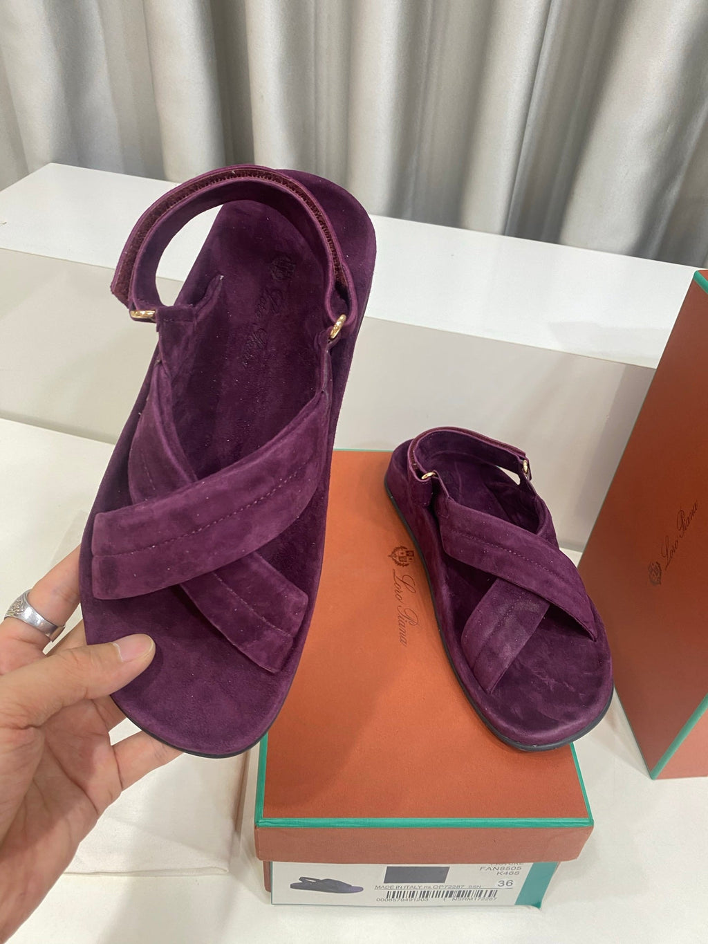 LP 26S CROSS-STRAP SANDALS IN DARK PURPLE SUEDE