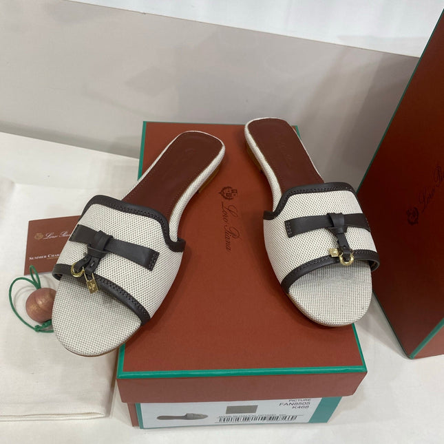 LP 26S SLIDES IN OFF-WHITE CANVAS AND DARK BROWN CALFSKIN
