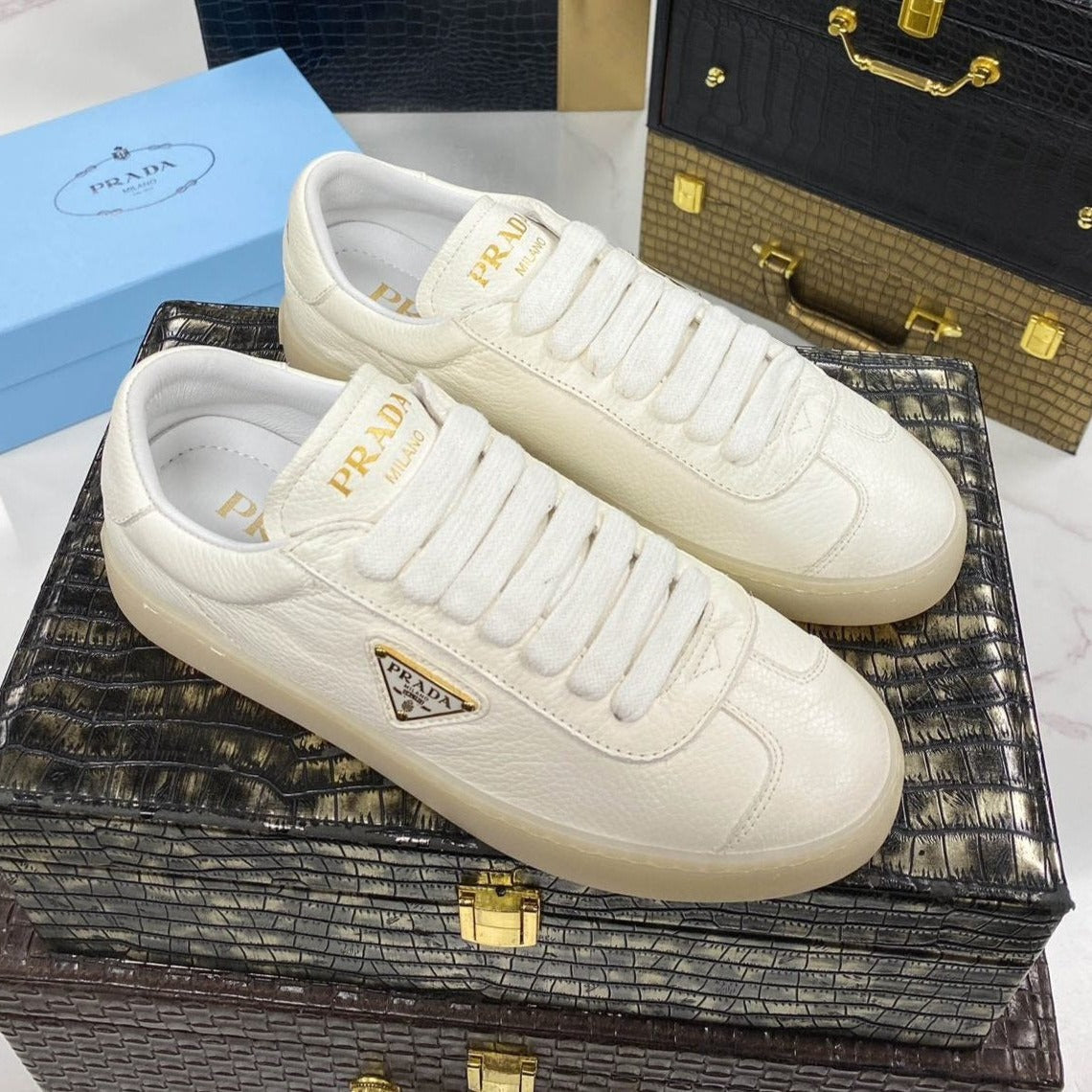 PRA LANE SNEAKER WHITE CALFSKIN