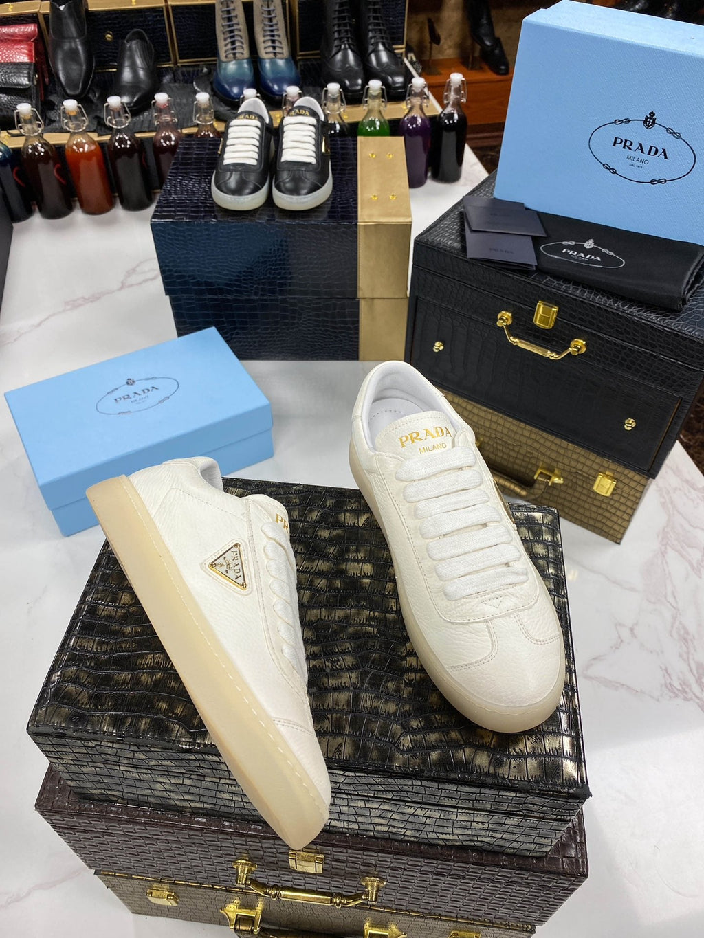 PRA LANE SNEAKER WHITE CALFSKIN