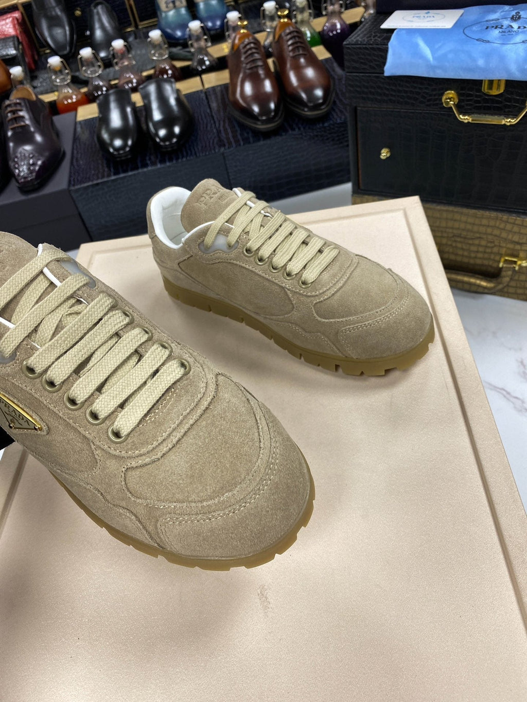 PRA TRAIL FADED ECRU SUEDE SNEAKERS