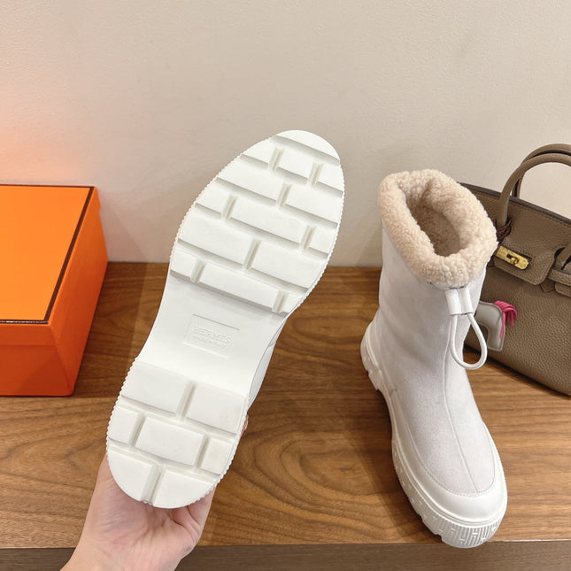 HM 26S SHEARLING DRAWSTRING BOOTS IN WHITE SUEDE