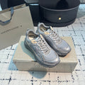 LIGHTSTAR WITH GREY CALFSKIN AND MESH UPPER AND GREY STAR