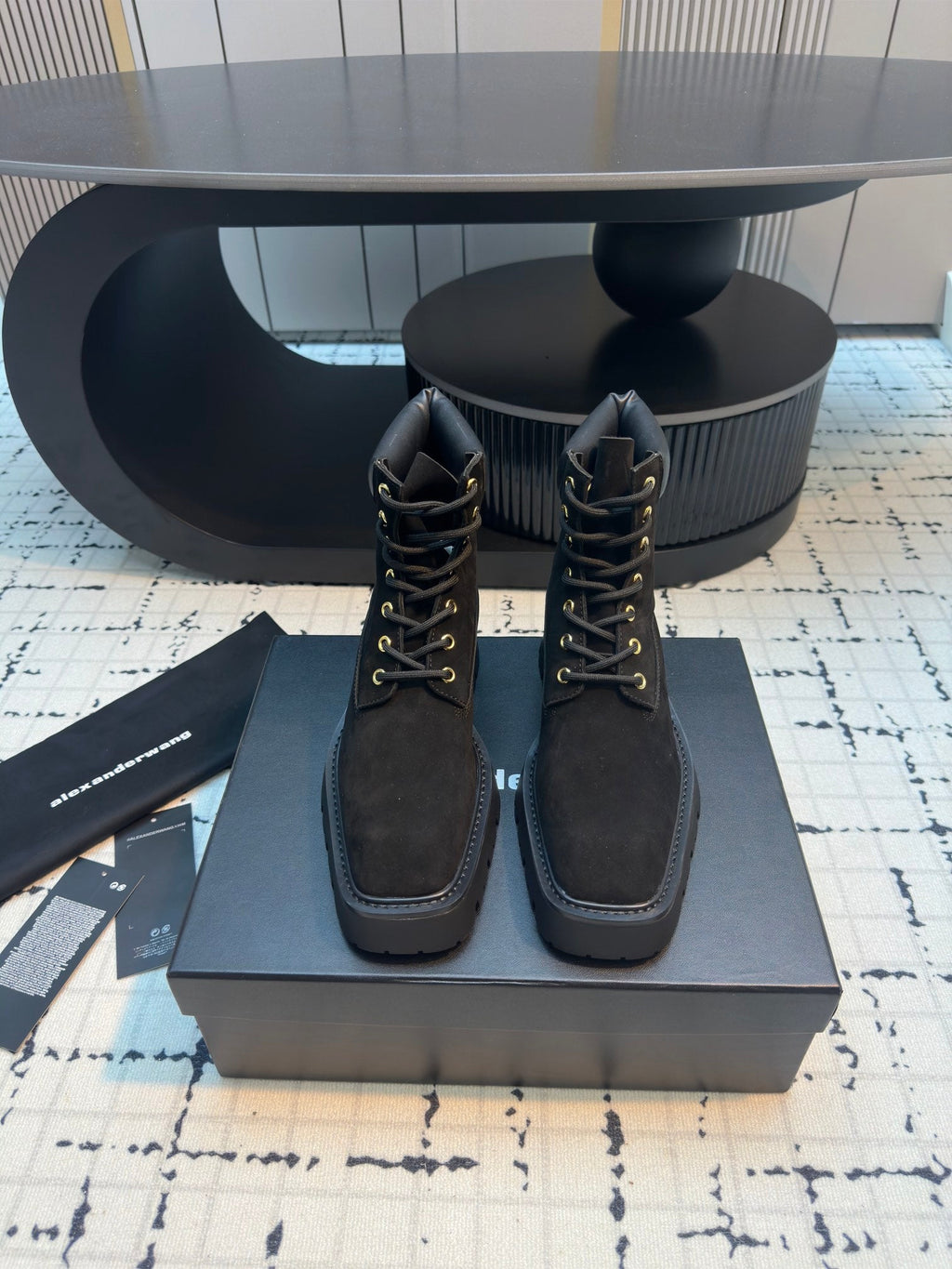 SQUARE-TOE CASUAL ANKLE BOOTS IN BLACK SUEDE