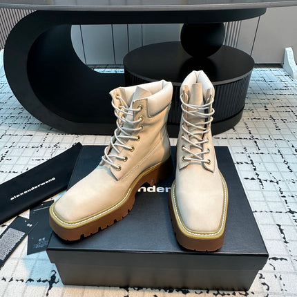 SQUARE-TOE CASUAL ANKLE BOOTS IN WHITE SUEDE