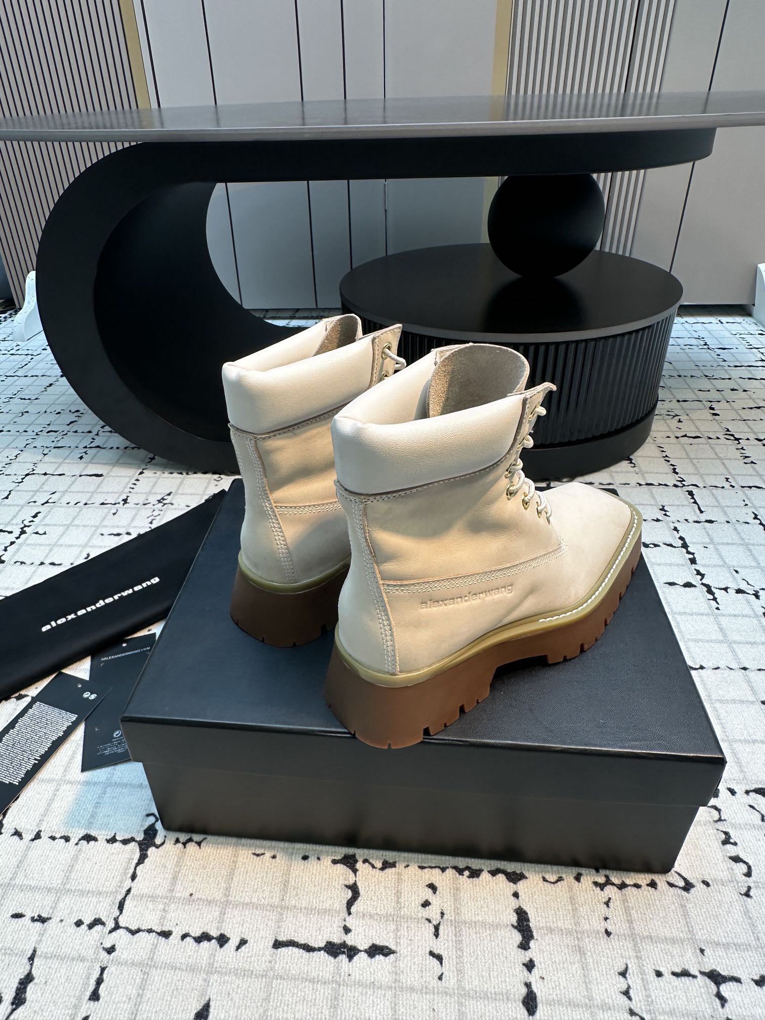 SQUARE-TOE CASUAL ANKLE BOOTS IN WHITE SUEDE
