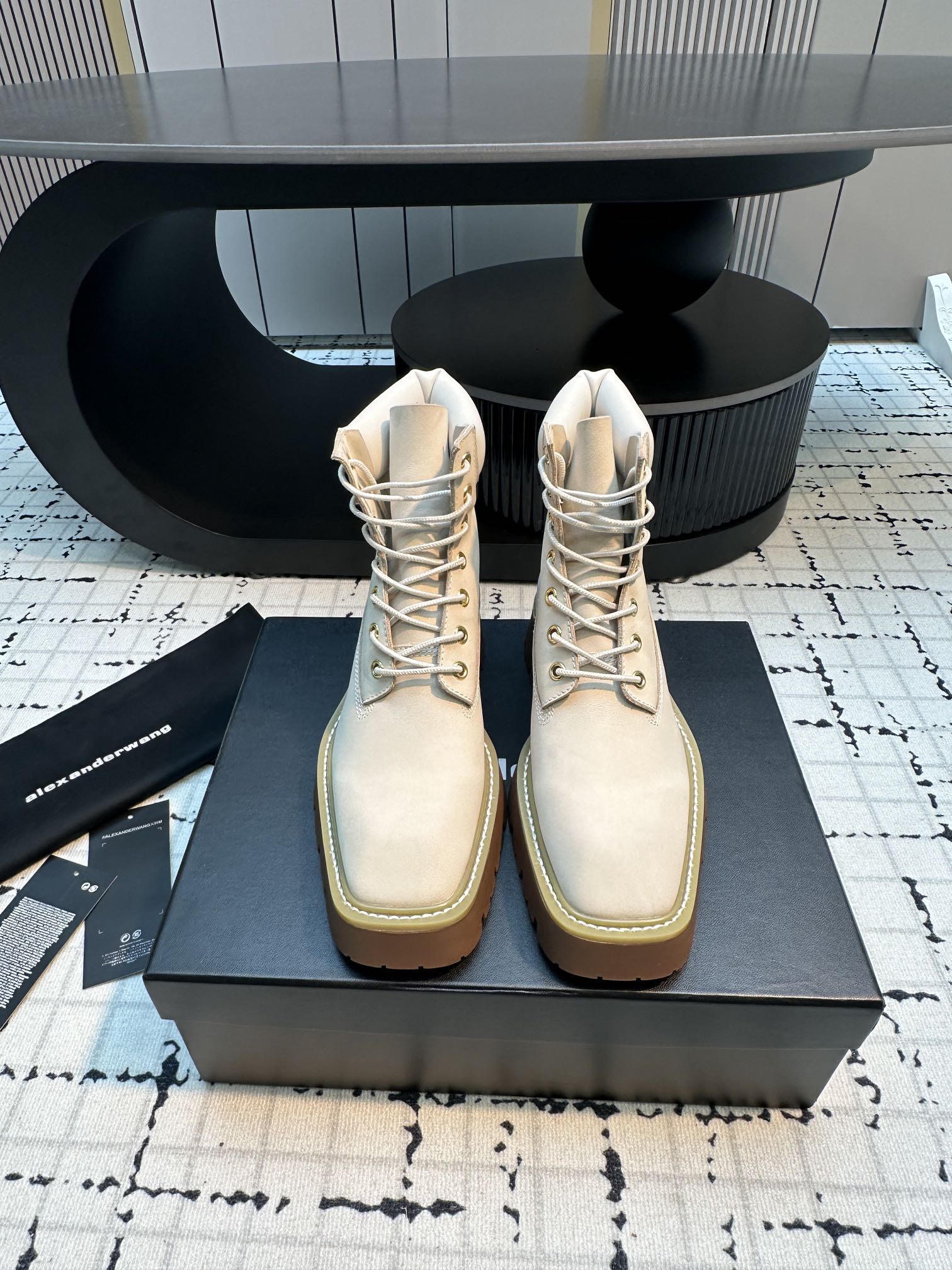 SQUARE-TOE CASUAL ANKLE BOOTS IN WHITE SUEDE