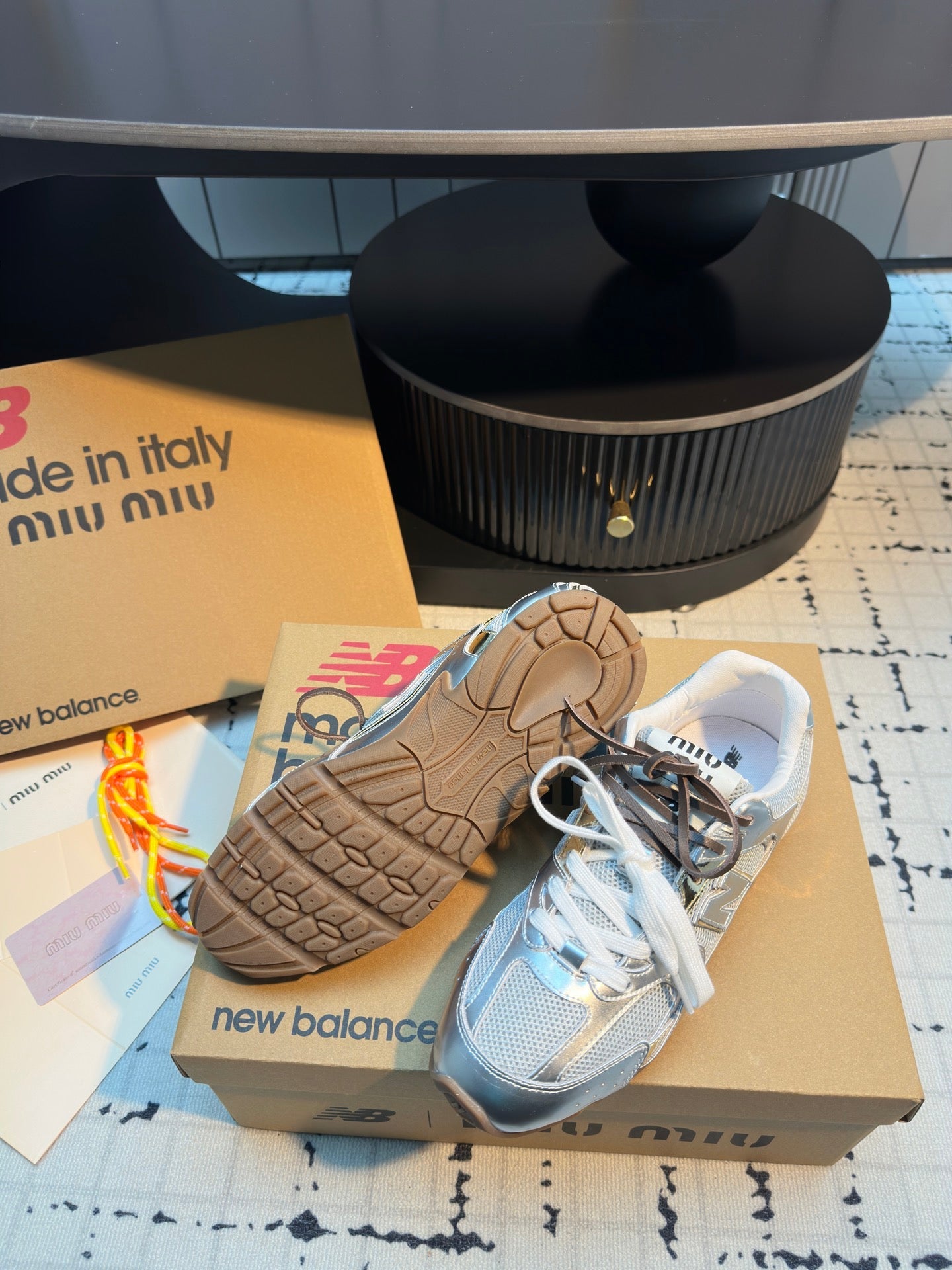 MIUMIU 26S RUNNING SNEAKERS IN SILVER CALFSKIN AND WHITE MESH RUBBER SOLE
