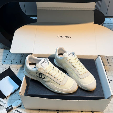 CHANEL 26S CHUNKY SNEAKERS IN WHITE GRAINED CALFSKIN AND FABRIC