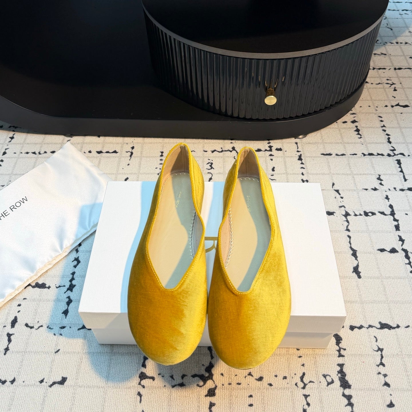 THE ROW 26S CLASSIC BALLET FLATS IN YELLOW VELVET