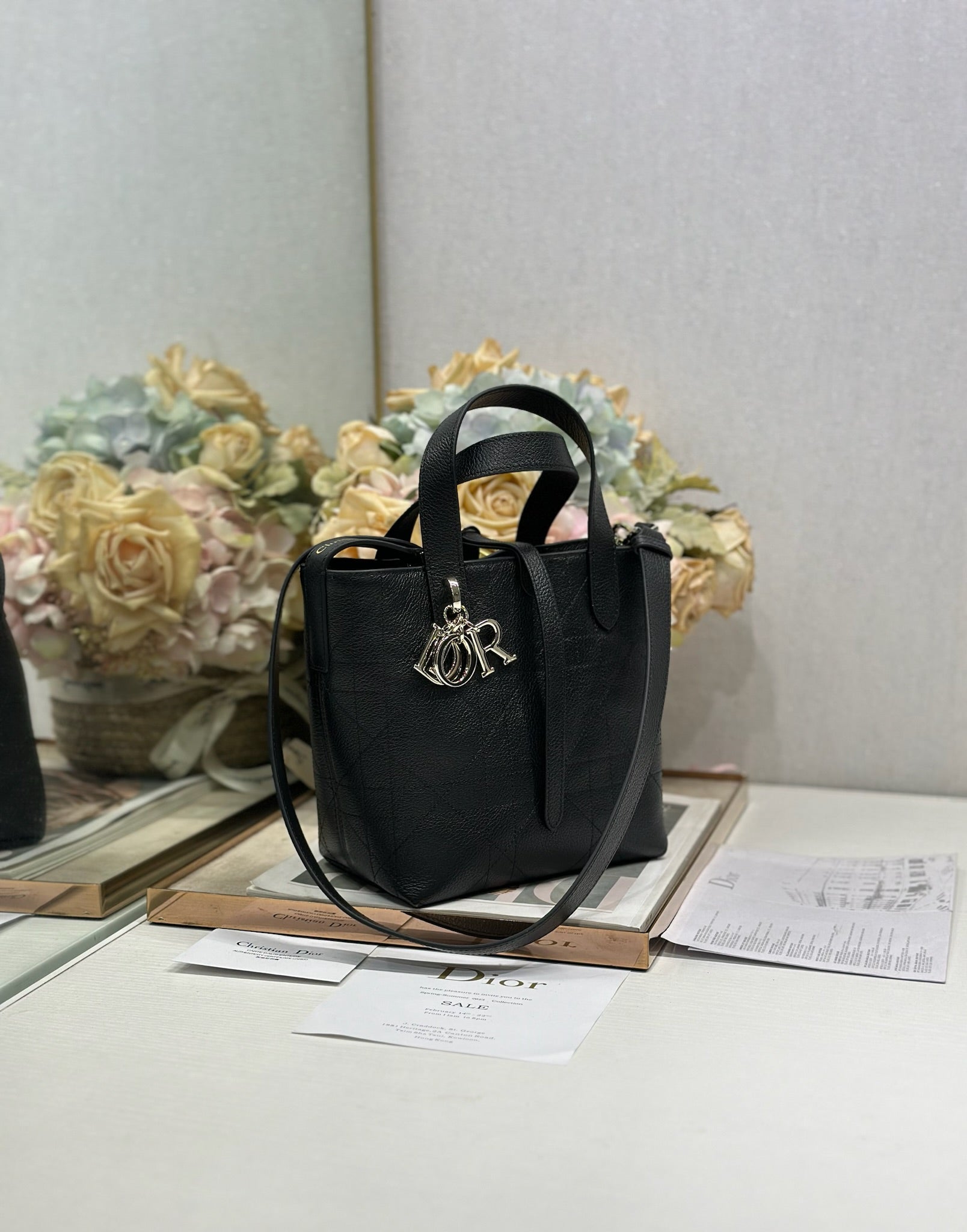 DIOR 26S TOUJOURS BAG 18 IN BLACK GRAINED CALFSKIN