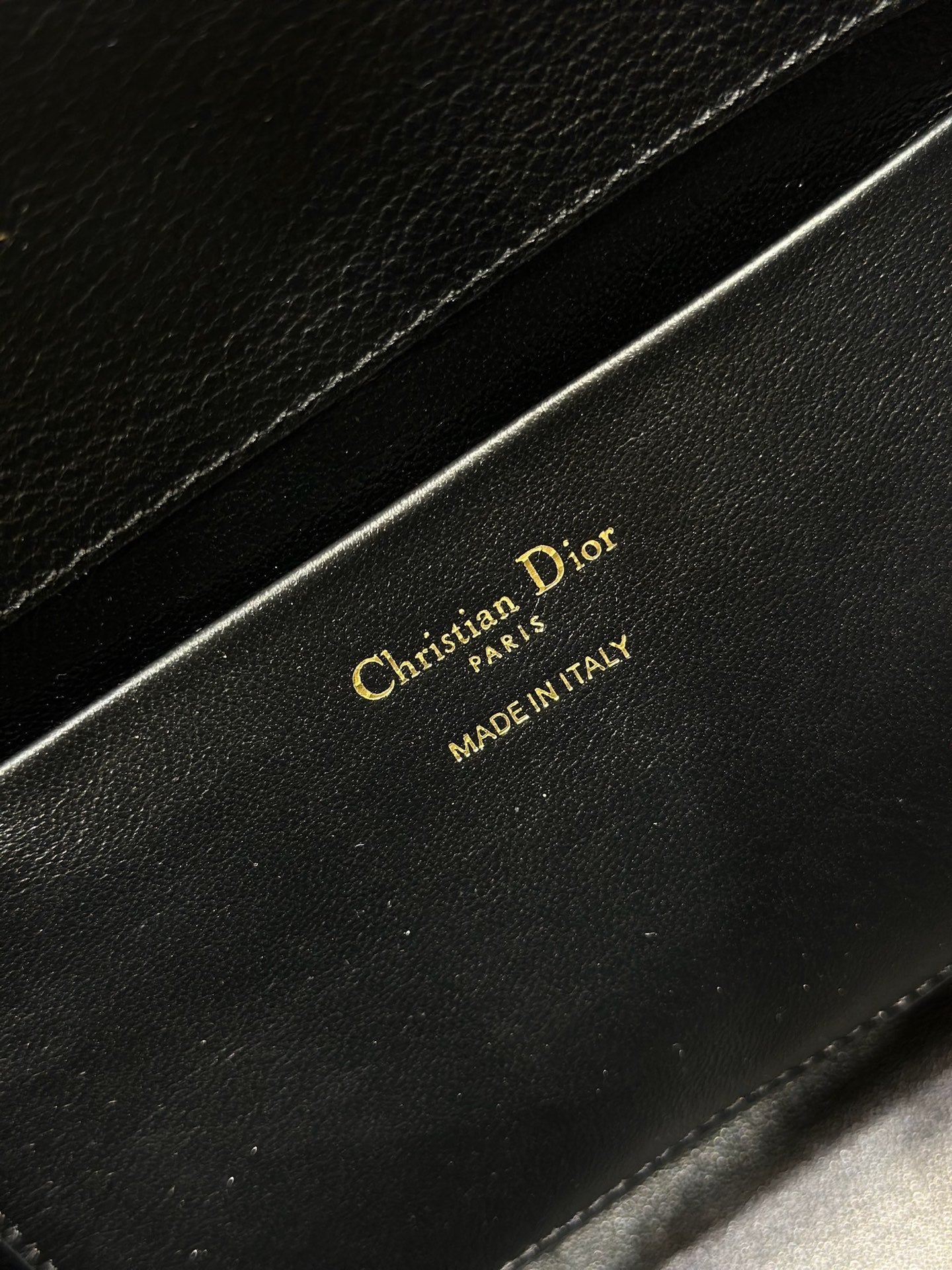 DIOR 26S TOUJOURS BAG 23 IN BLACK GRAINED CALFSKIN