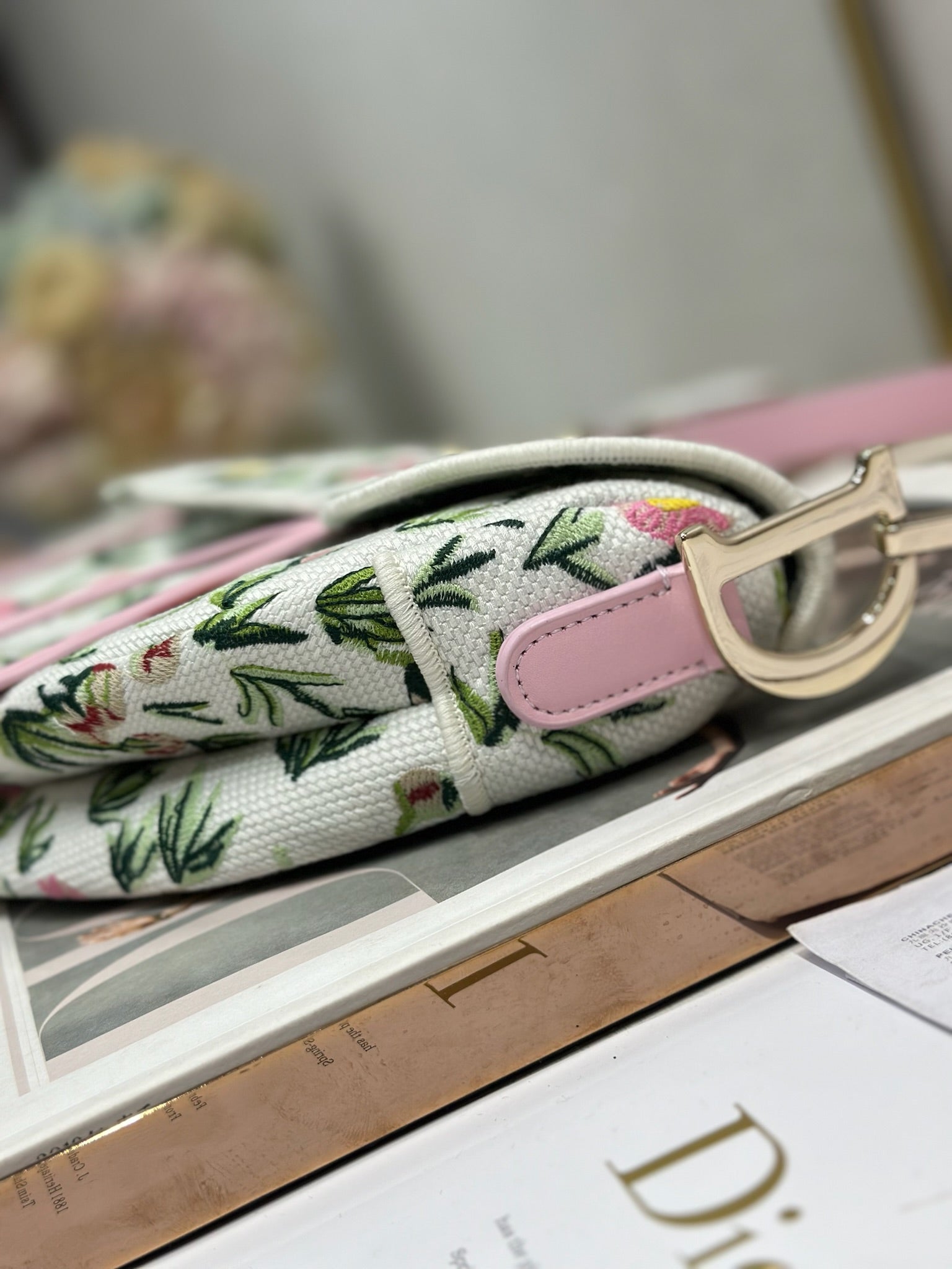 DIOR 26S SADDLE BAG 25 IN MULTICOLOR FLORAL EMBROIDERED JACQUARD