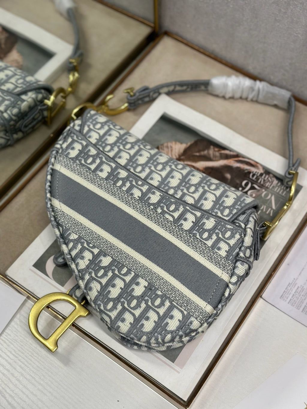 DIOR 26S SADDLE BAG 25 IN GREY AND BLACK OBLIQUE JACQUARD
