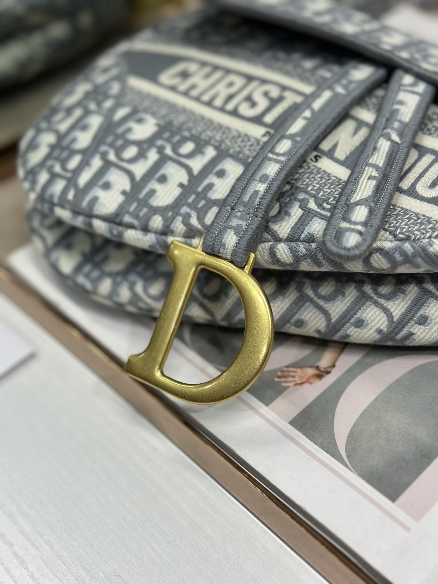 DIOR 26S SADDLE BAG 25 IN GREY AND BLACK OBLIQUE JACQUARD