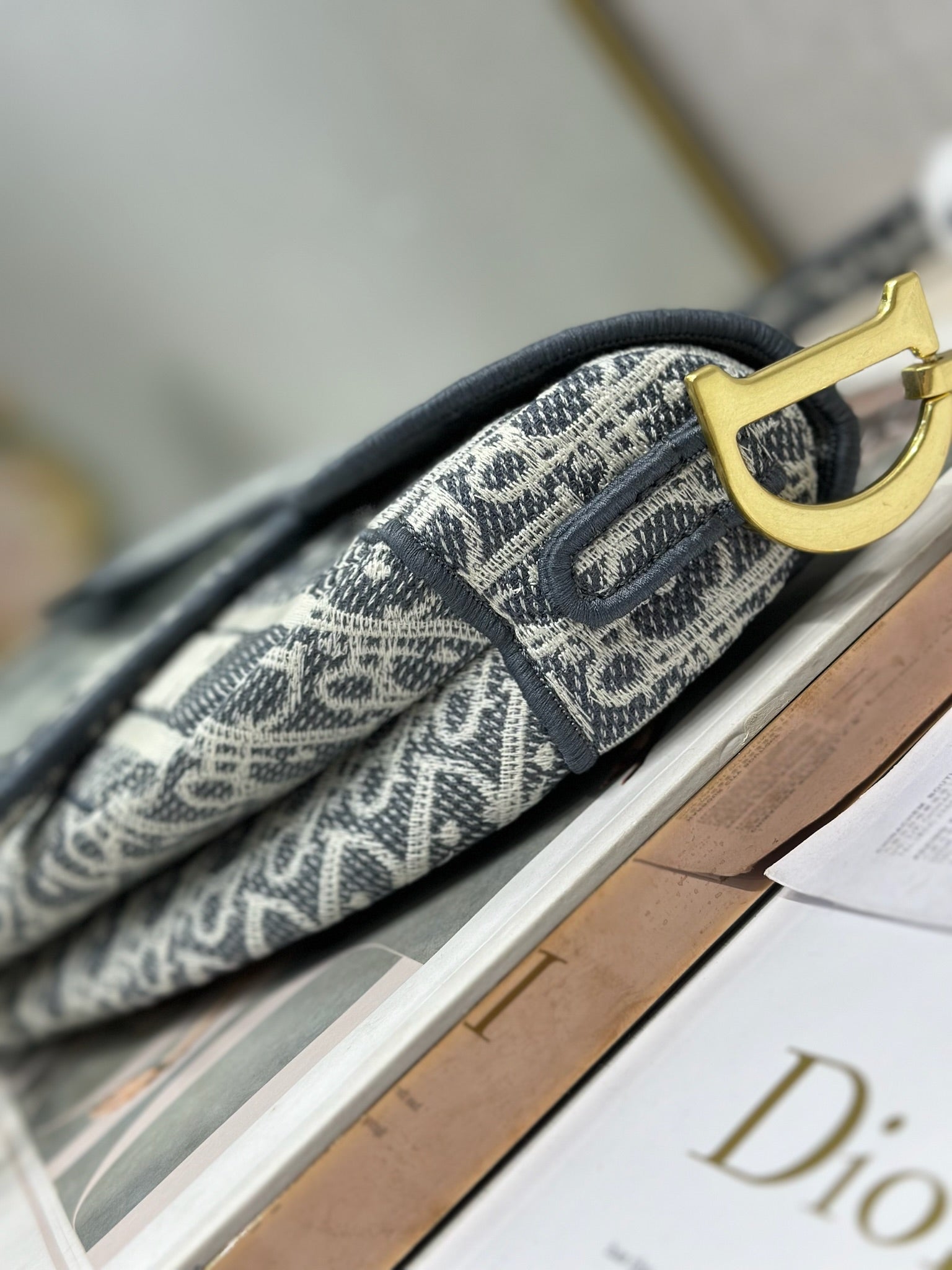DIOR 26S SADDLE BAG 25 IN NAVY BLUE AND BLACK OBLIQUE JACQUARD