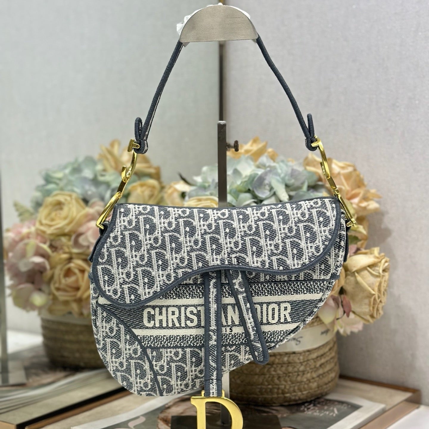 DIOR 26S SADDLE BAG 25 IN NAVY BLUE AND BLACK OBLIQUE JACQUARD
