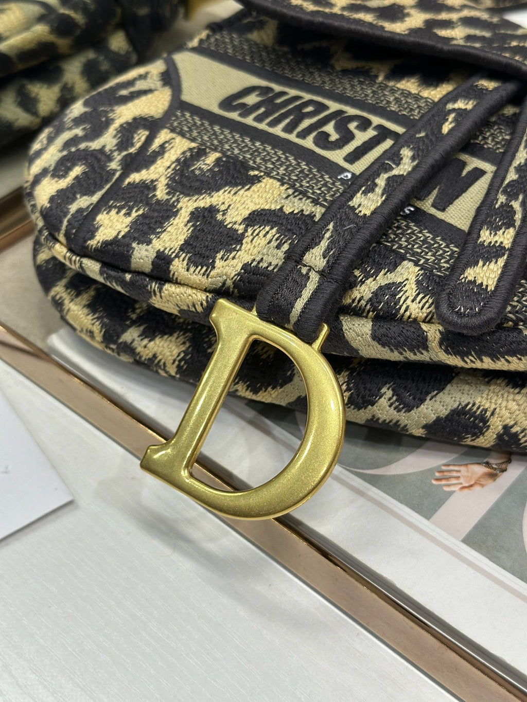 DIOR 26S SADDLE BAG 25 IN BEIGE EOPARD-PRINT JACQUARD