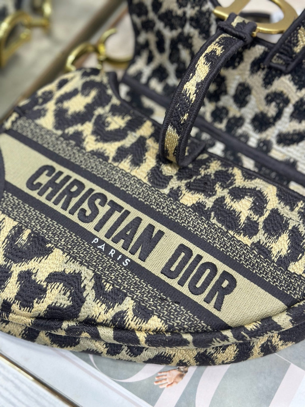 DIOR 26S SADDLE BAG 25 IN BEIGE EOPARD-PRINT JACQUARD