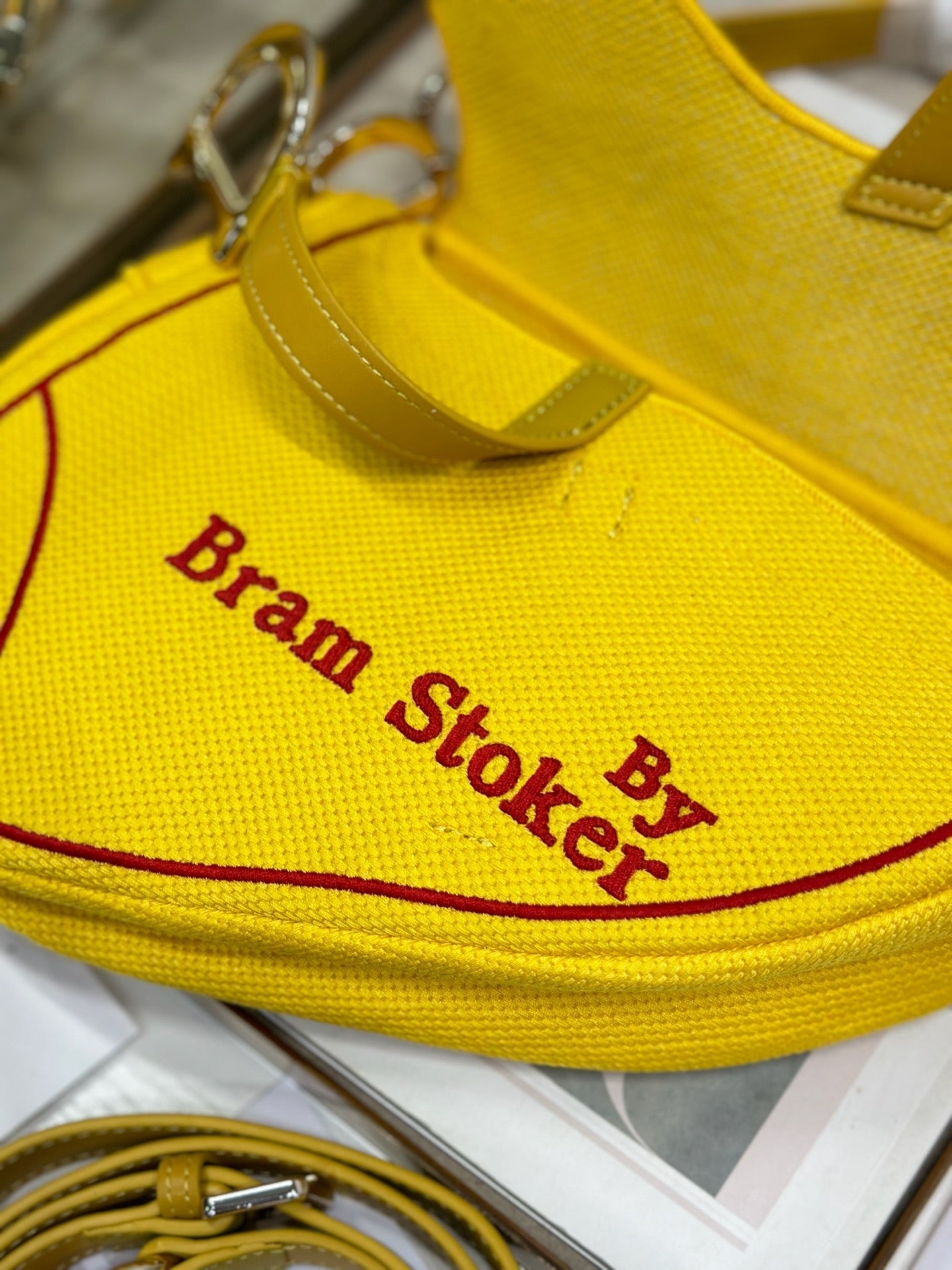 DIOR 26S SADDLE BAG 25 IN YELLOW WOVEN FABRIC