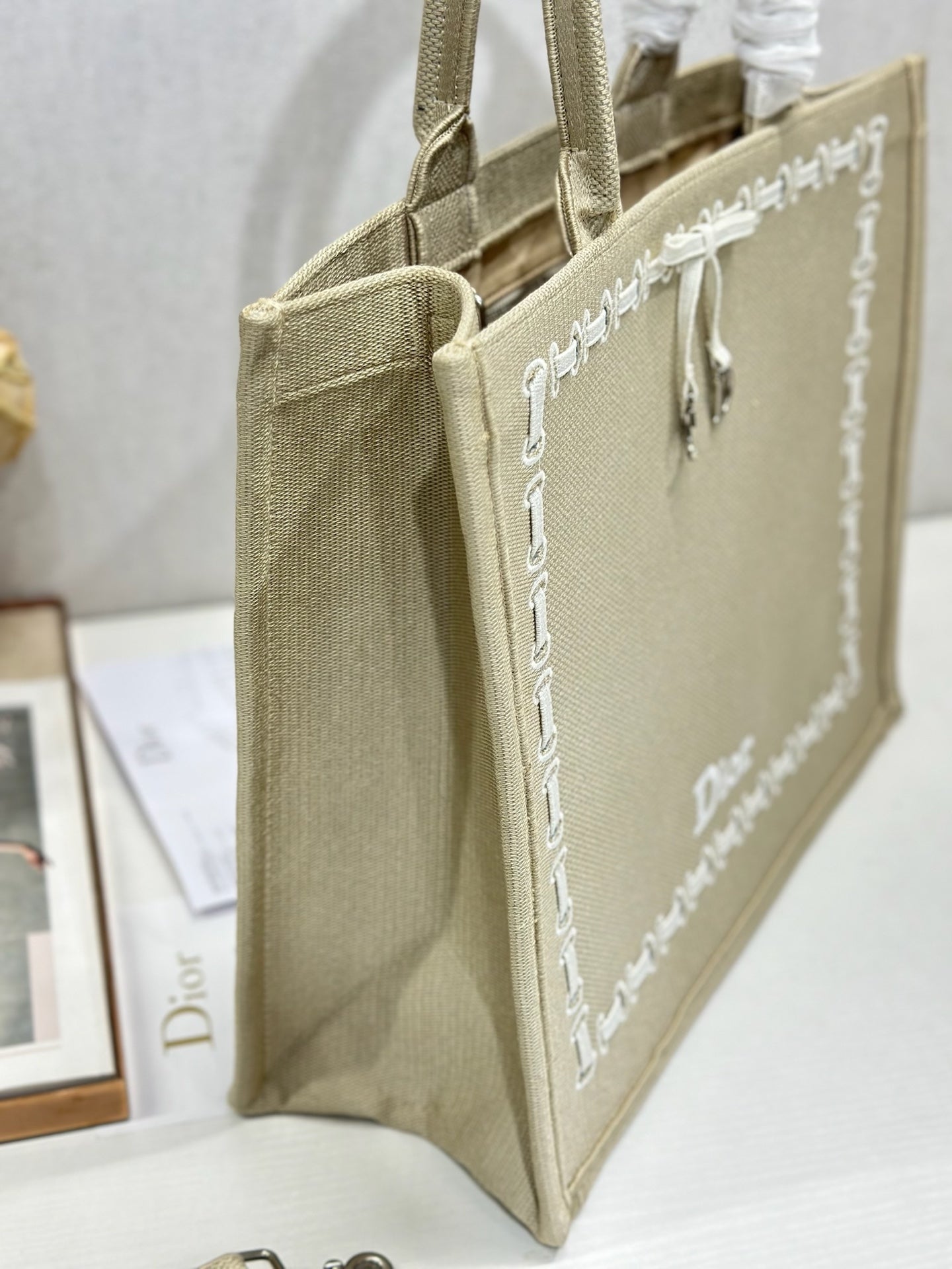 DIOR 26S LARGE BOOK TOTE 42 IN BEIGE WOVEN FABRIC