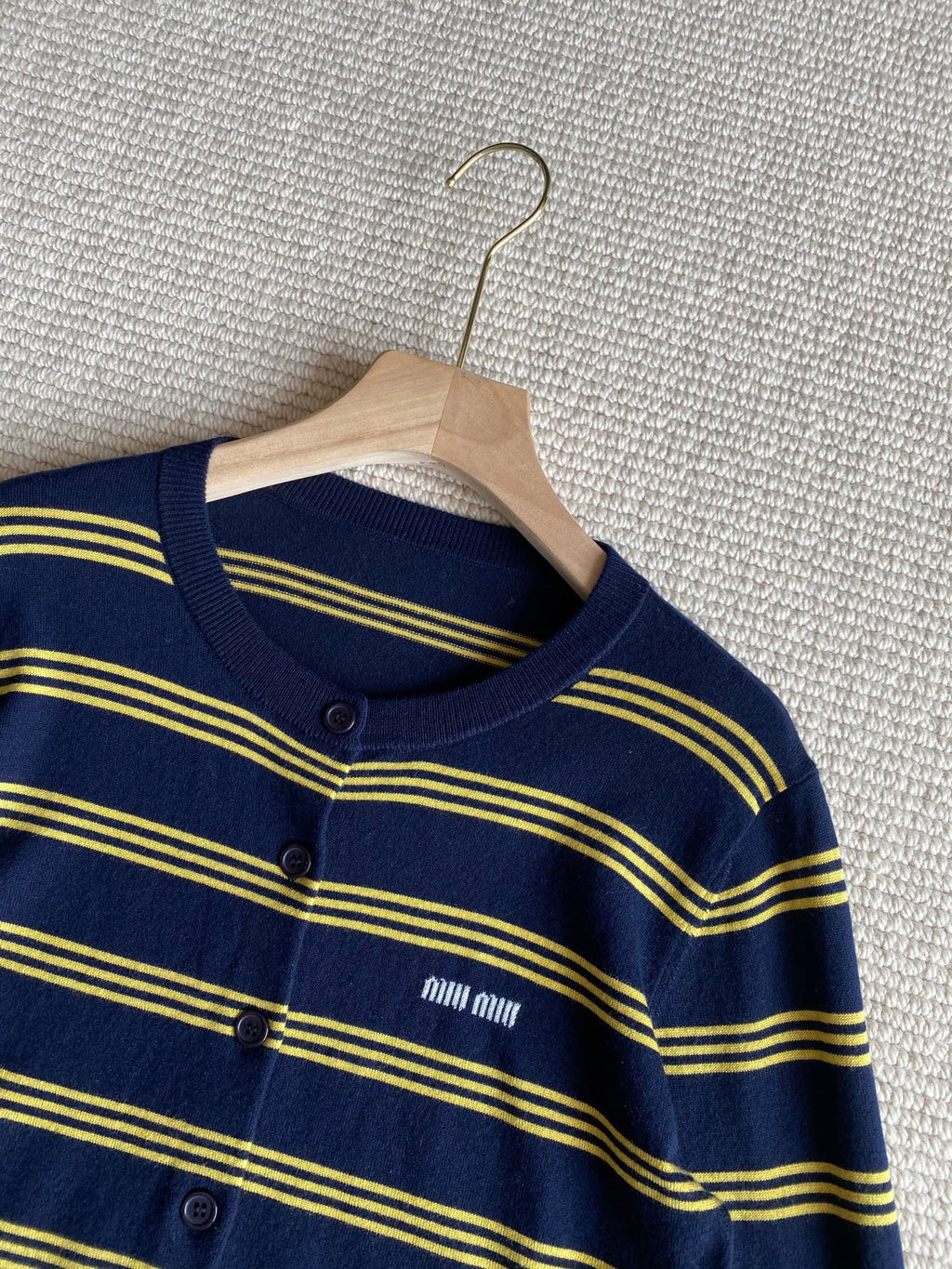 MIUMIU CARDIGAN STYLE 129