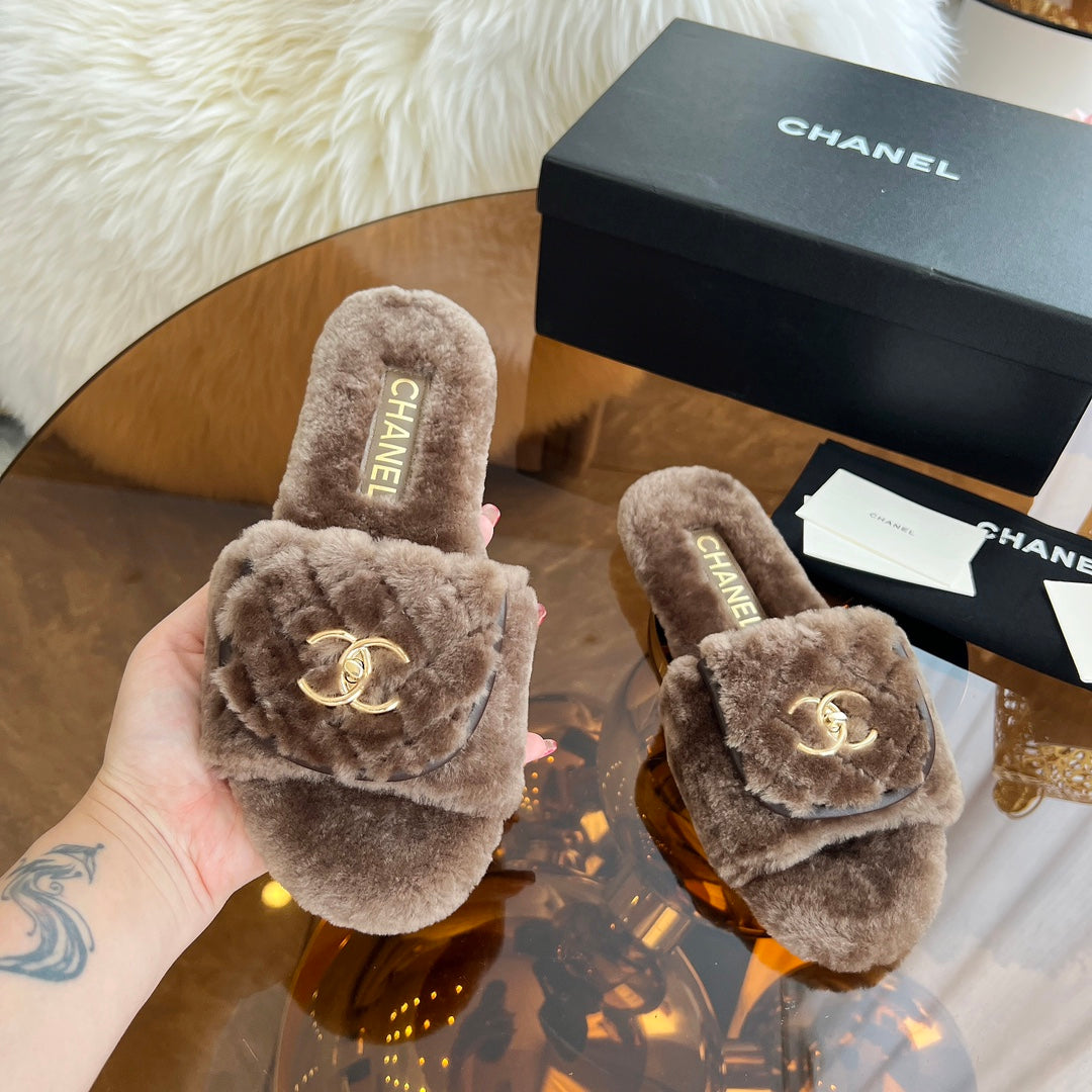 CHANEL 25S FUR SLIPPERS IN DARK BROWN LOGO GOLD HARDWARE