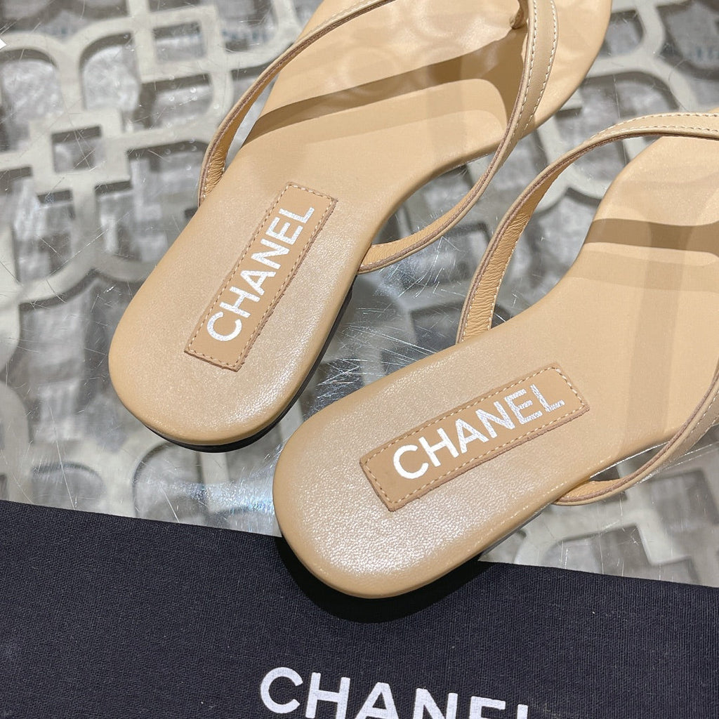 Double CC Flip  Flop Thongs Beige Cream Sheepskin