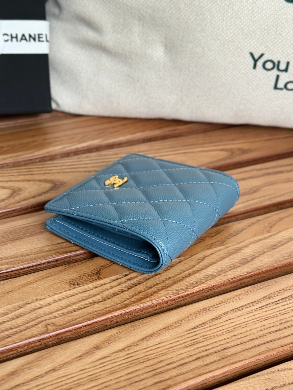 SMALL FLAP WALLET 12 IN NEPAL BLUE GRAINED CALFSKIN GOLD-TONE HARDWARE