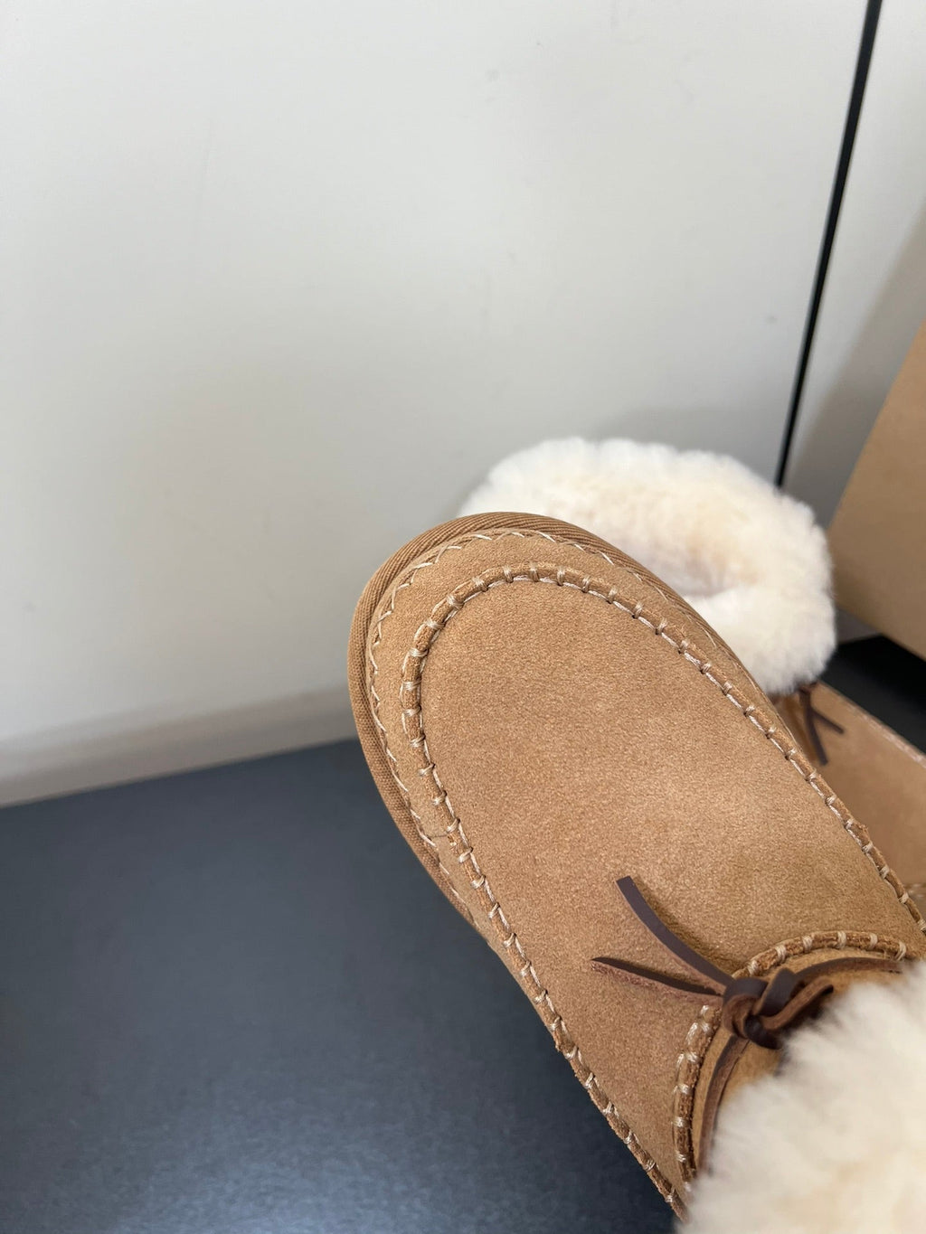 CLASSIC MINI ALPINE IN CHESTNUT BROWN SUEDE