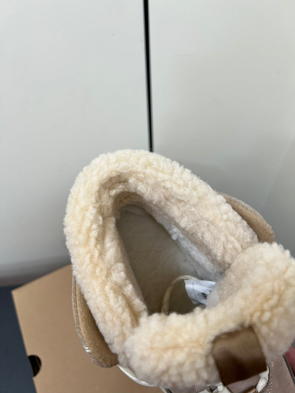 TERRETRAIL COZY LACE IN SAND BROWN SUEDE AND FLEECE