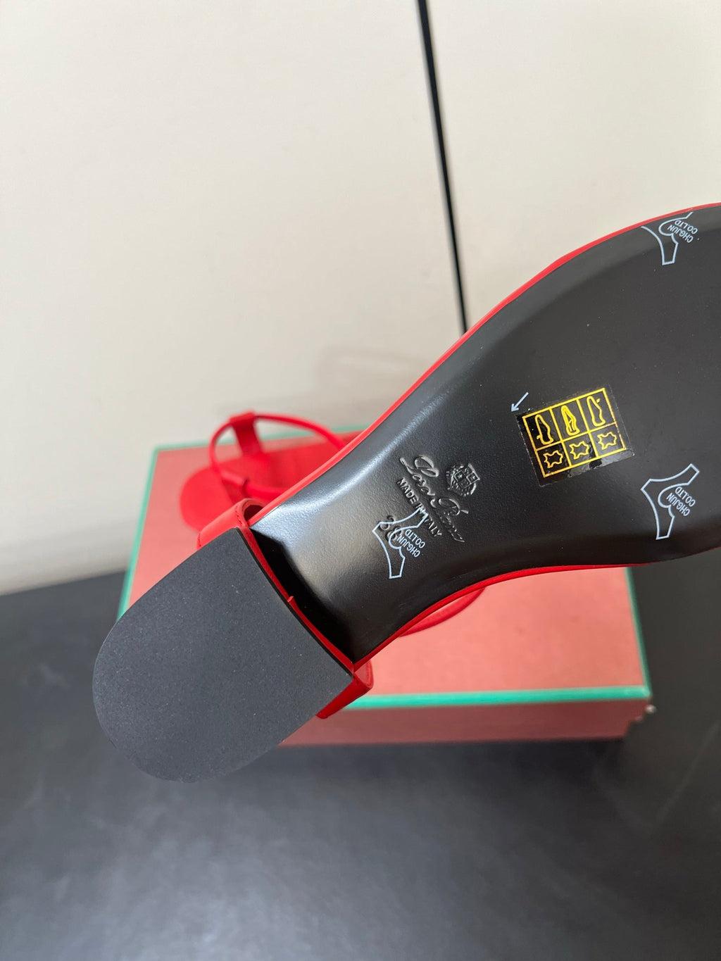 LP MINDIL SANDAL IN RED LAMBSKIN