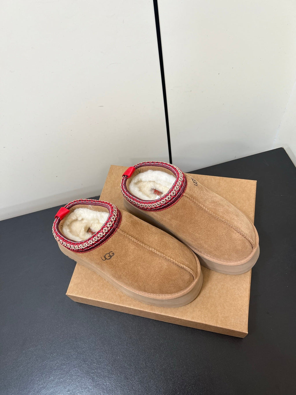 TAZZ PLATFORM SLIPPERS IN TAN BROWN SUEDE